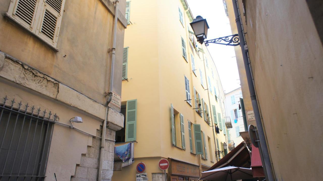 Vieux - Exceptionnel - Calme Et Terrasse Avec Vues Appartement Nice