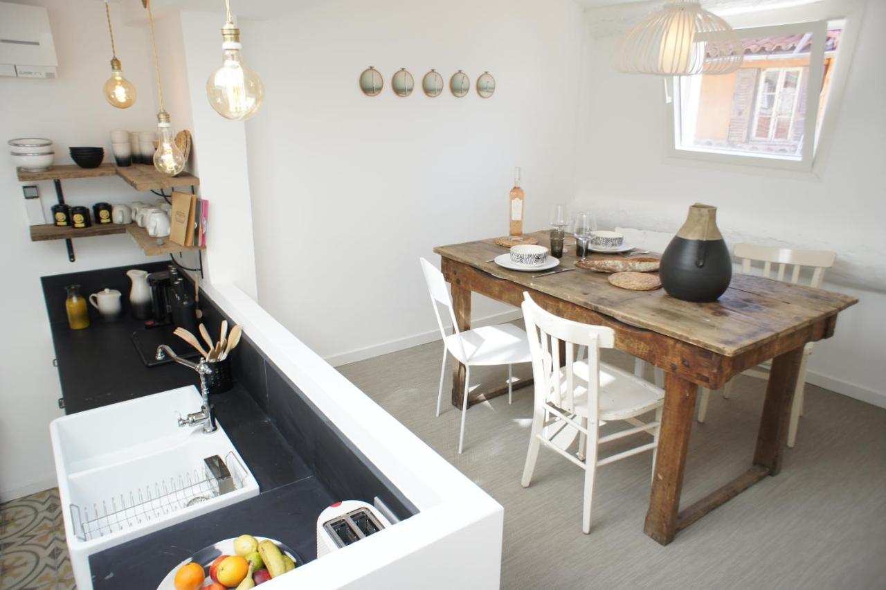 Appartement Vieux - Exceptionnel - Calme Et Terrasse Avec Vues Nice